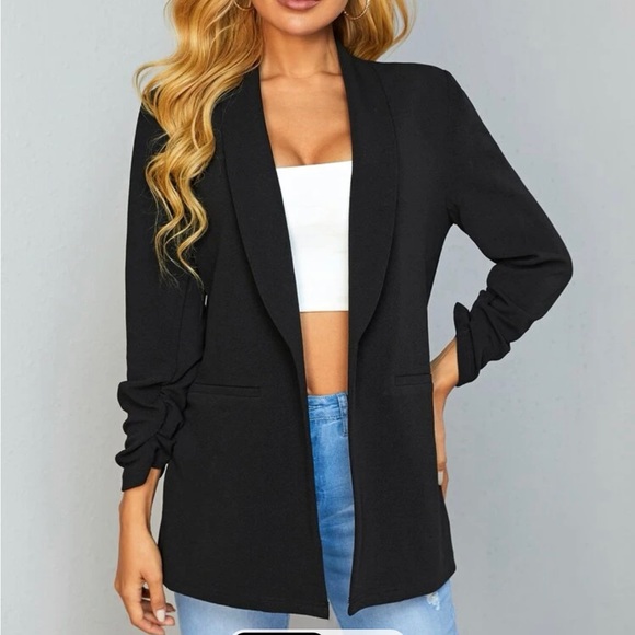 Never worn black blazer - Picture 1 of 4